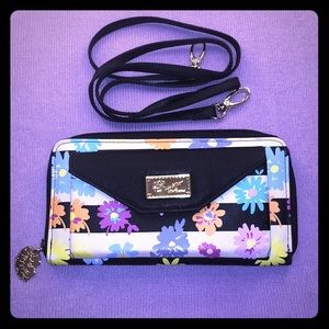 Betsey Johnson Flower Striped Crossbody Wallet🌼